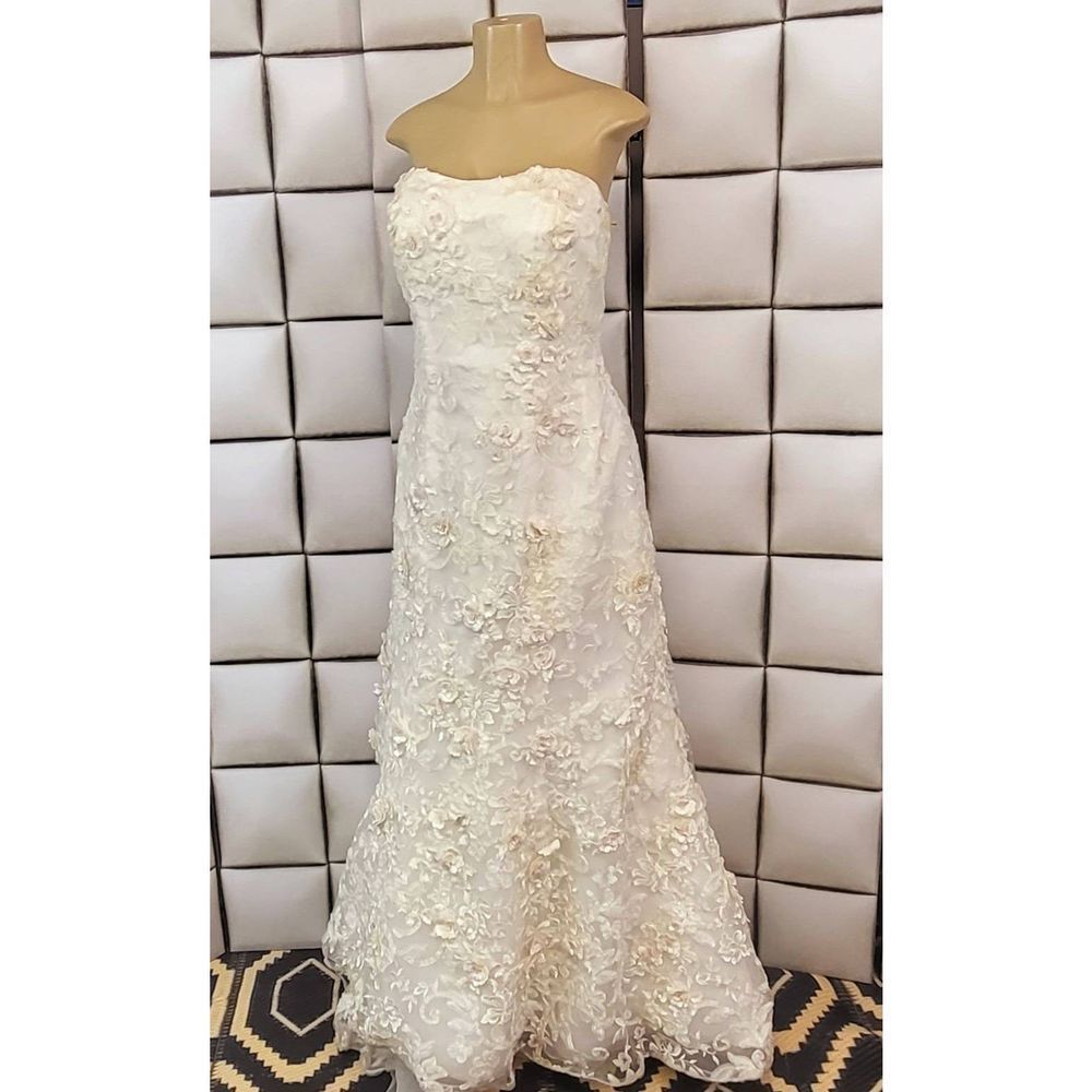 Oleg Cassini wedding gown - Picture 5 of 9